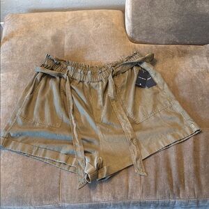 Lucky Brand Green Paper-bag Tie Shorts Lightweight Comfort